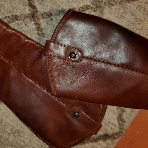 Frye Boots 6 - Picture 11 of 11